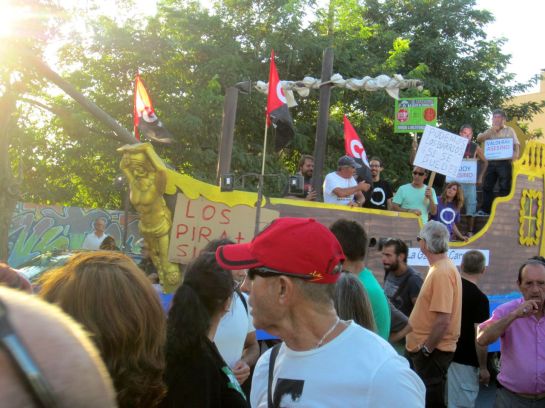 Manifestacion en La Linea, Pan, Trabajo, Techo...jpg - 39